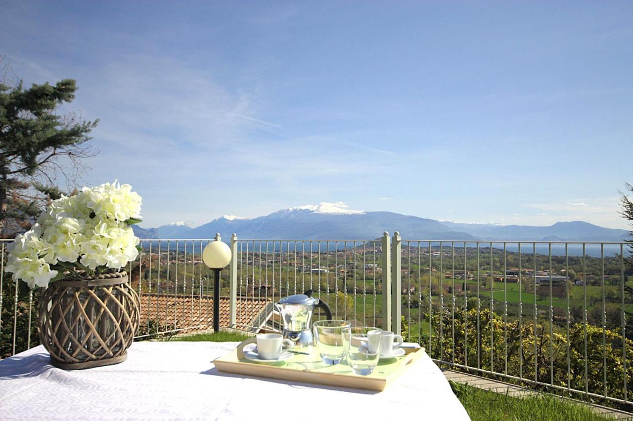 La Villa Degli Ulivi Soiano Del Lago Exteriör bild