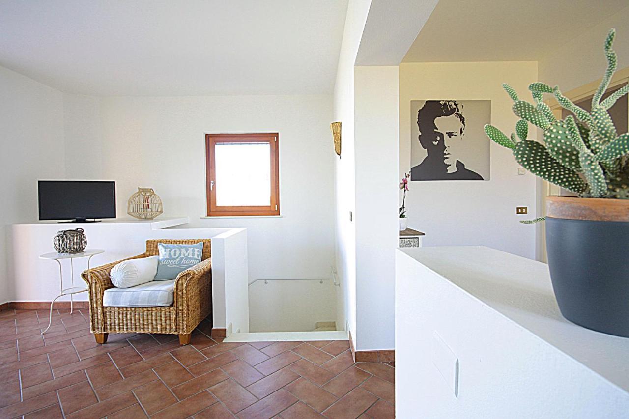 La Villa Degli Ulivi Soiano Del Lago Exteriör bild