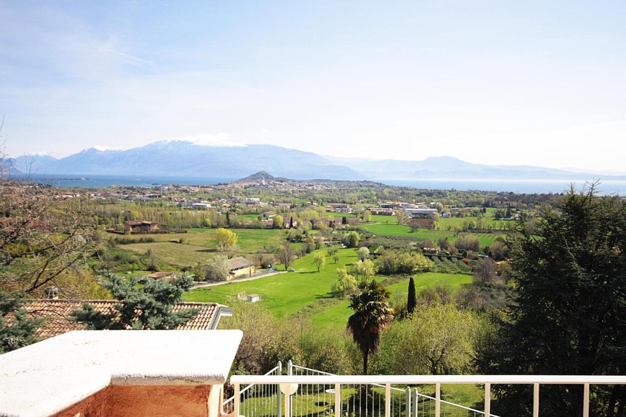 La Villa Degli Ulivi Soiano Del Lago Exteriör bild