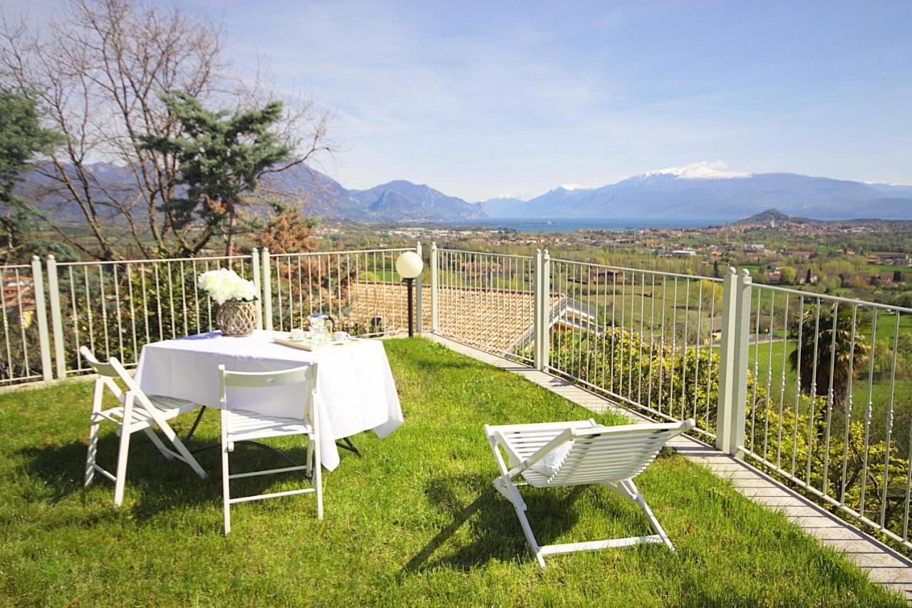 La Villa Degli Ulivi Soiano Del Lago Exteriör bild